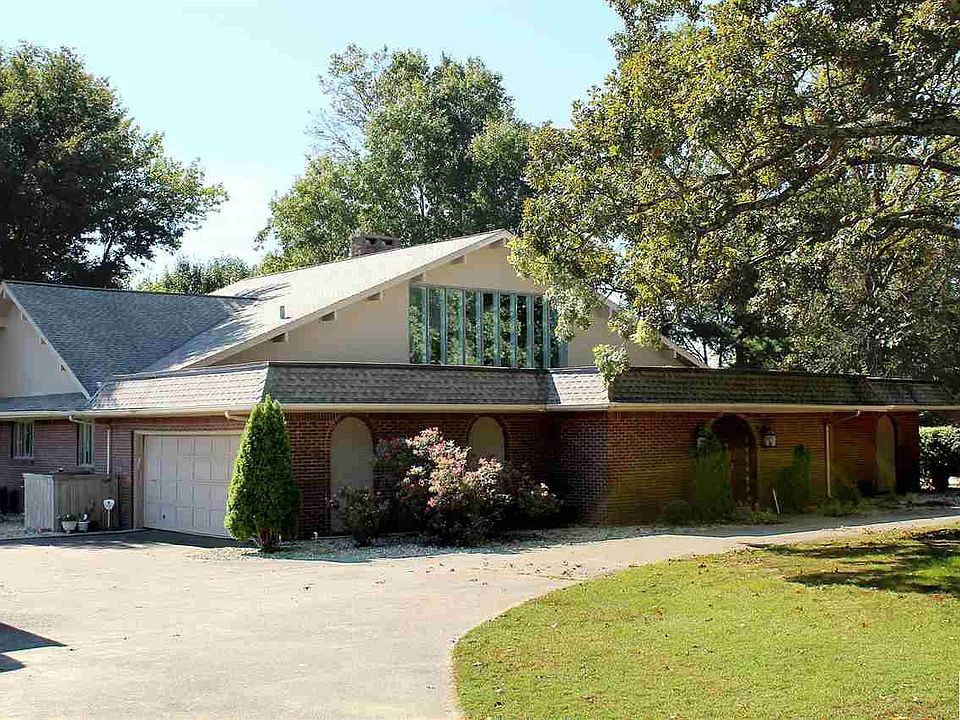 1st image of 2116 Gatesborough Cir