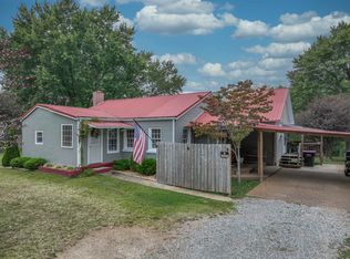 999 W College St, Greenbrier, TN 37073