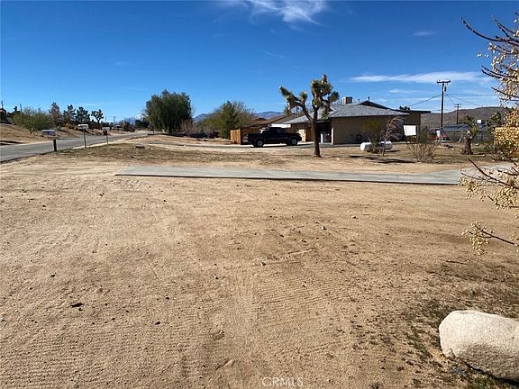 3rd image of 60450 Alta Mesa Dr
