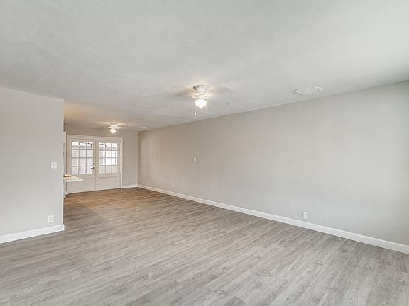 5th image of 5753 N 38th Dr