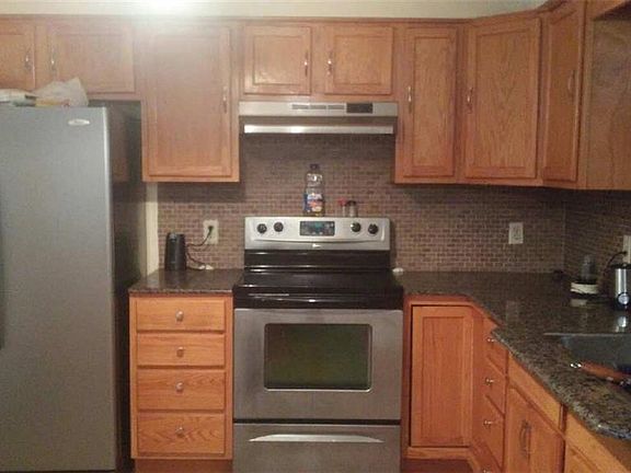 2nd image of 4270 Park Ave