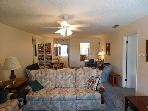 4th image of 689 W Lake Howard Dr #220