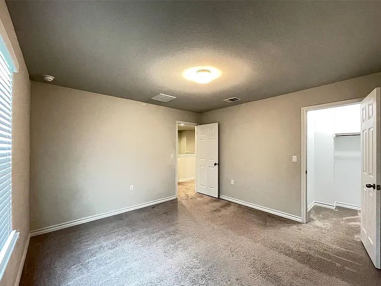 1602 Jacey Way — Photo 21