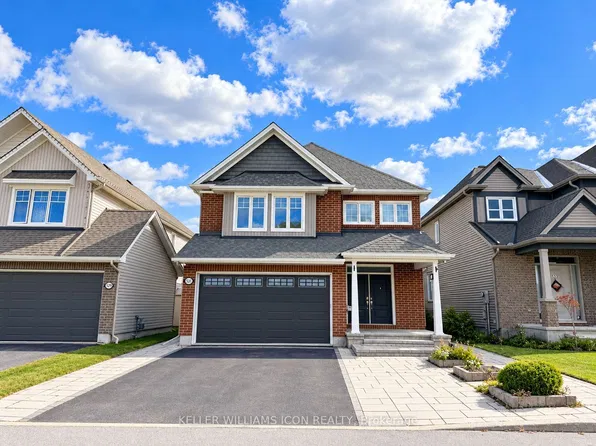 531 Vivera Pl #B, Ottawa, ON K2S 0W2