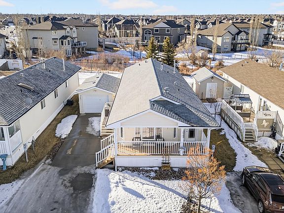 3rd image of 1727 Jubilee Loop