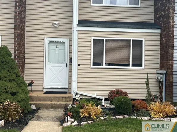0-Q13 Quincy Cir, Dayton, NJ 08810