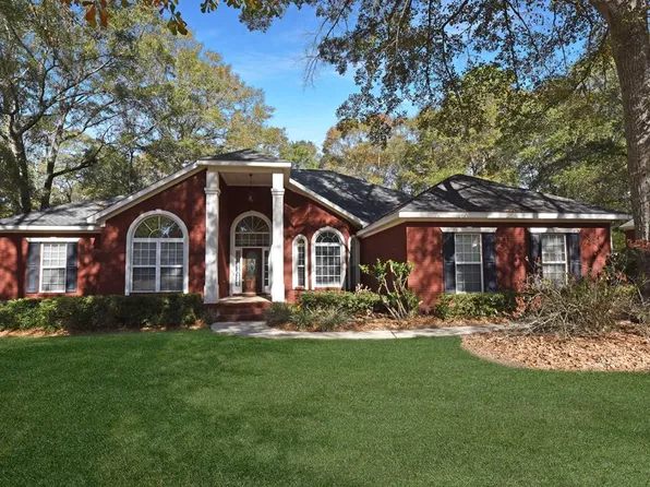 104 Bent Oak Dr, Dothan, AL 36303