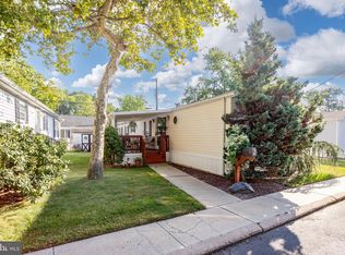 6 Terrace Dr, East Windsor, NJ 08520