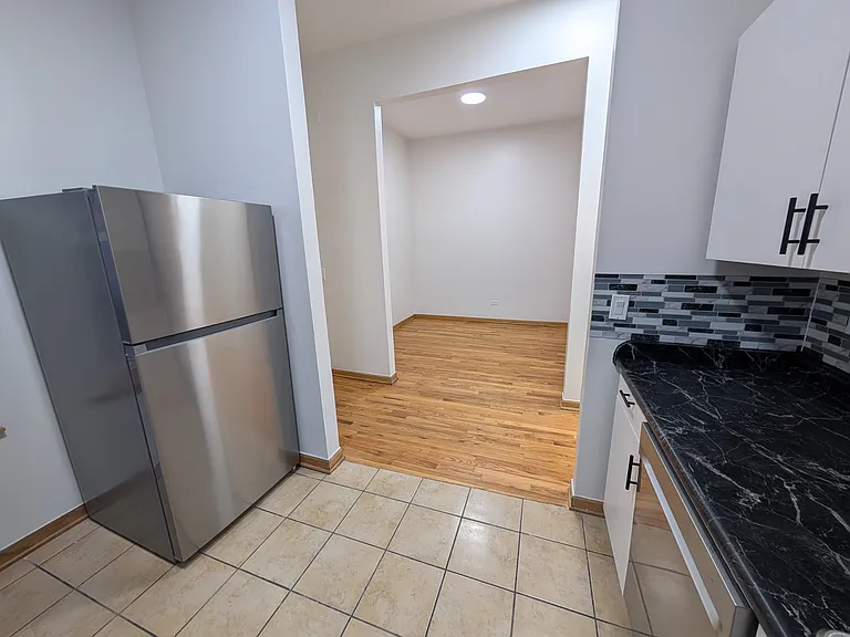 3212 W Warren Blvd #2 — Photo 18