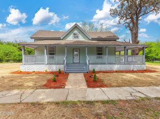 522 Neely St, Bolivar, TN 38008