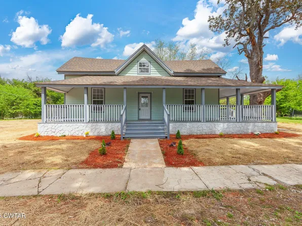 522 Neely St, Bolivar, TN 38008