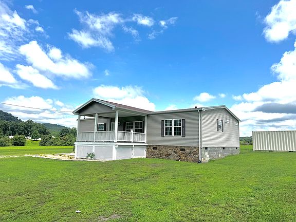 2nd image of 660 Steven Ln