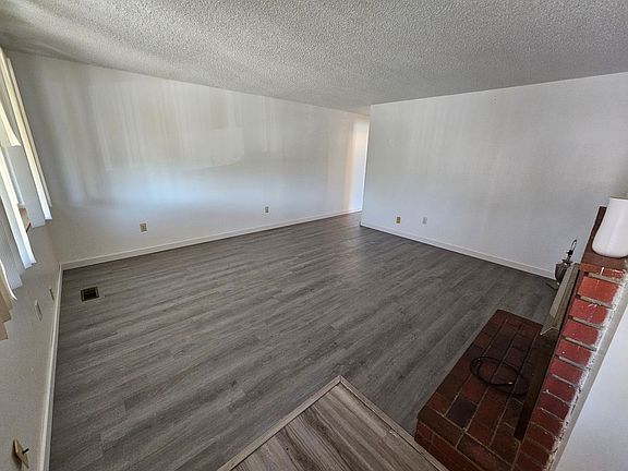 5th image of 626 E Queen Ave