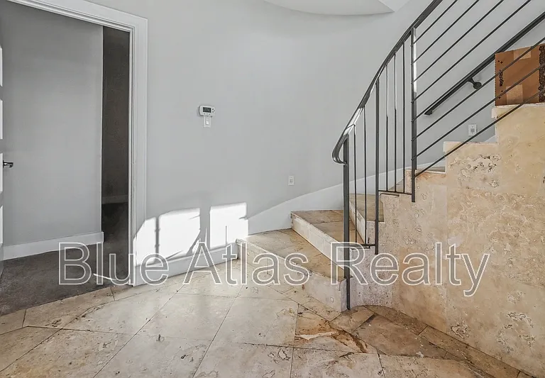2690 Rockbrook Dr #4 — Photo 13