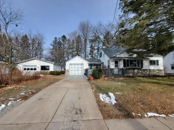 1930 5th Ave, Antigo, WI 54409