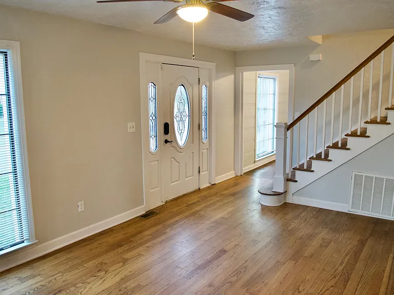 Entry way view 3