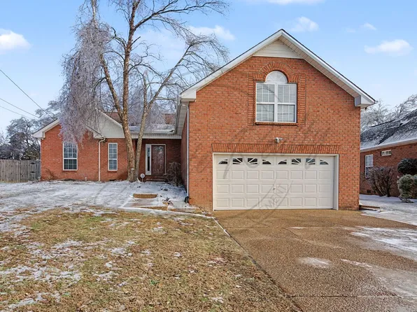 105 Edgeview Dr, Hendersonville, TN 37075