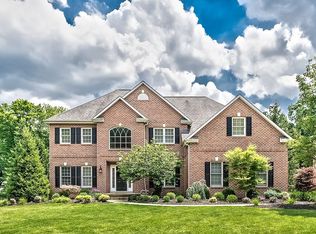 149 Oakview Dr, Cranberry Township, PA 16066