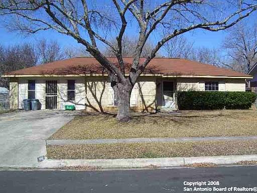 1st image of 5407 EAGLEWOOD DR