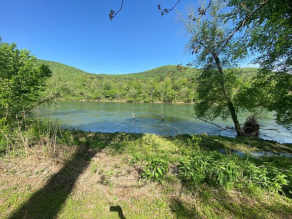 3rd image of Rubys Landing Rd