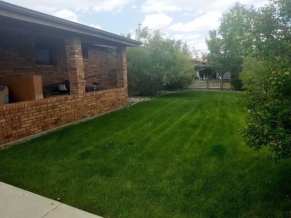 5th image of 203 Winkelman Ave