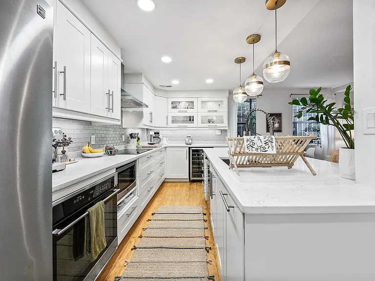 2611 Adams Mill Rd NW #T5 — Photo 3