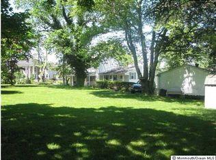 40-42 Leland Rd, Colts Neck, NJ 07722