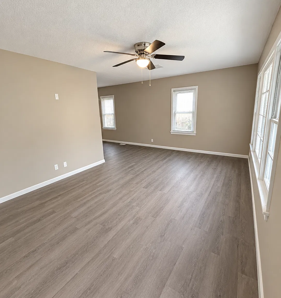 3 bed, 1536 sqft, $1,295 — Photo 2