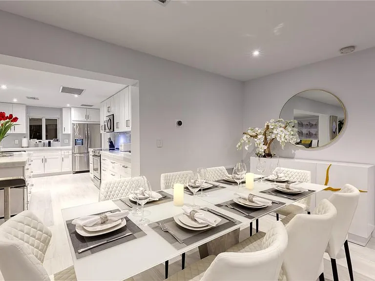 1800 SE Admirals Way — Photo 16