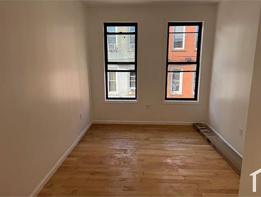2nd image of 1251 Morrison Ave APT 1R