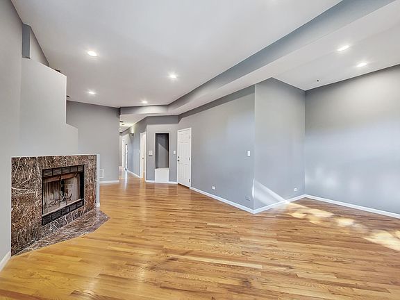 5th image of 2141 W Crystal St #2