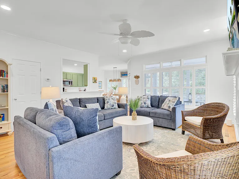 70 Grand Pavilion Blvd — Photo 7