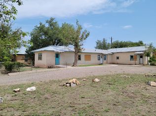 1007 Cowboy Ave, Carrizozo, NM 88301