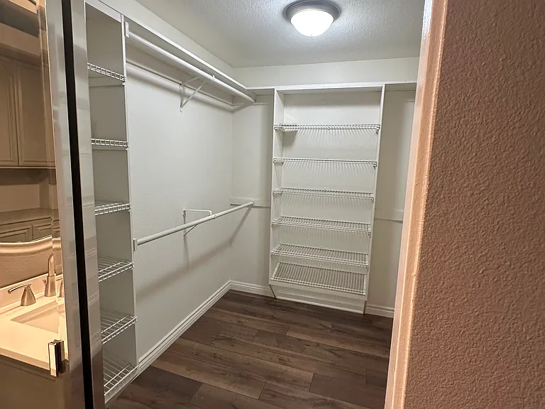 9081 Mandarin Ln — Photo 25