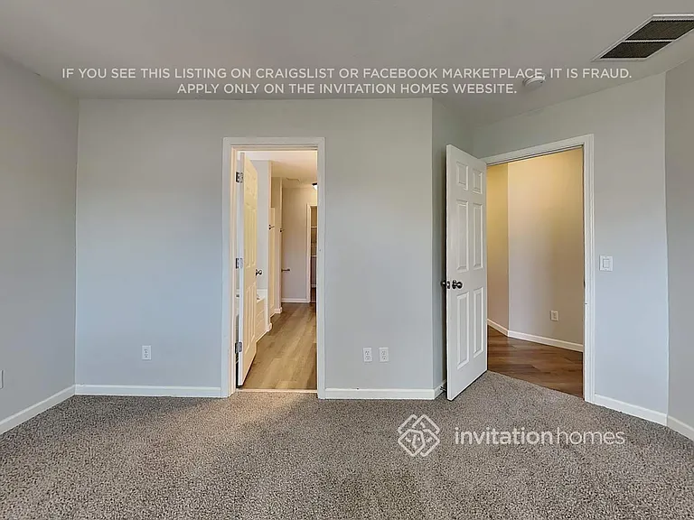 216 Michell Ln NE — Photo 10