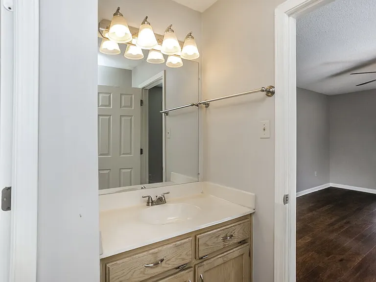 5996 Southbend Ln — Photo 12