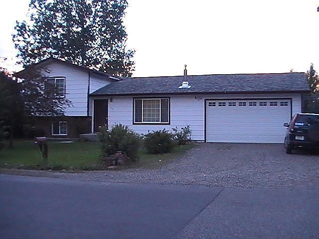 Front View (from 8th St)