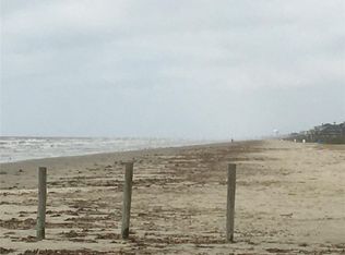 17403 Bristow Reargalveston, Galveston, TX 77554