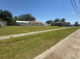 901 Burmaster St, Gretna, LA 70053