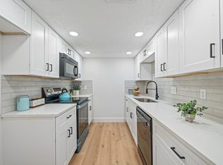8726 Wilcrest Dr #8726, Houston, TX 77099