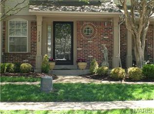5428 Kenrick Parke Dr, Saint Louis, MO 63119