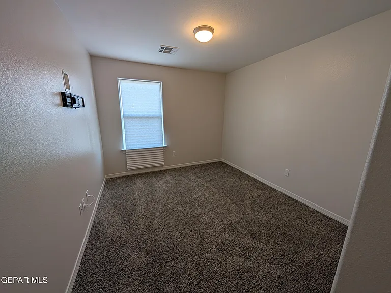 517 La Entrada Cir — Photo 18