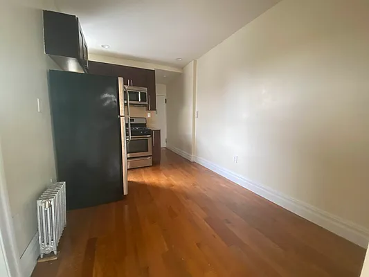 Rented by Corcoran | media 3