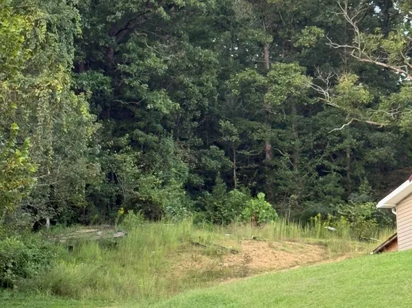 1 Fish Creek School Rd, Booneville, KY 41314