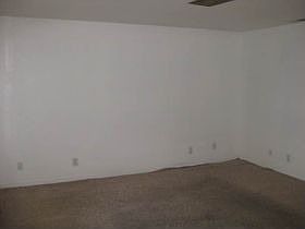 4th image of 1112 Congress Ave