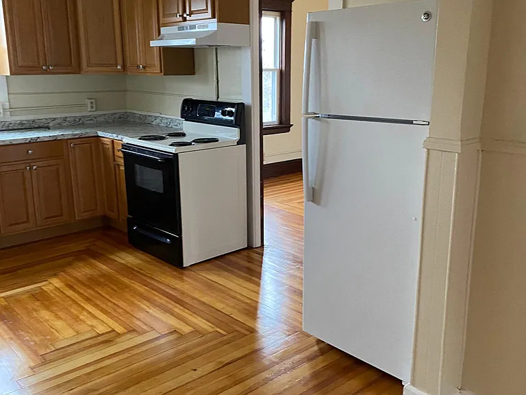 55 Gough Ave #2 — Photo 23