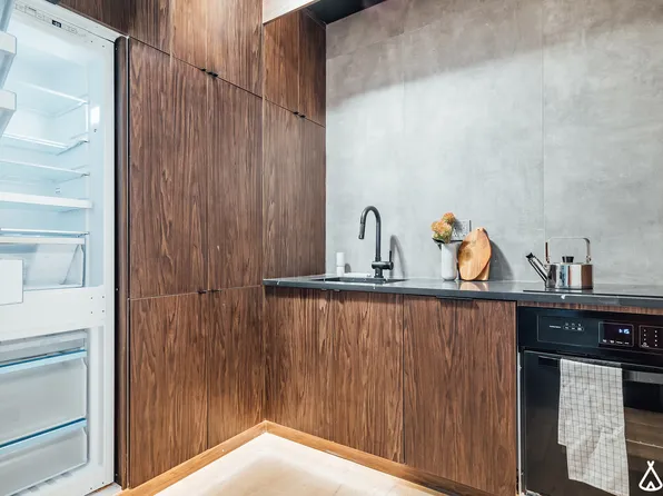 188 Humboldt Street image 18 of 47