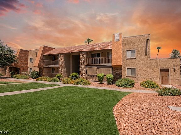 3rd image of 5295 Indian River Dr Unit 312