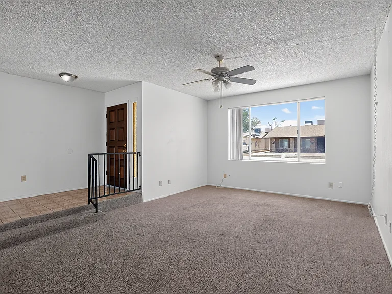 3936 W Dailey St — Photo 16