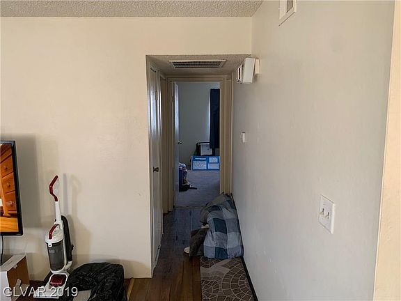 4th image of 4438 Newsom Cir